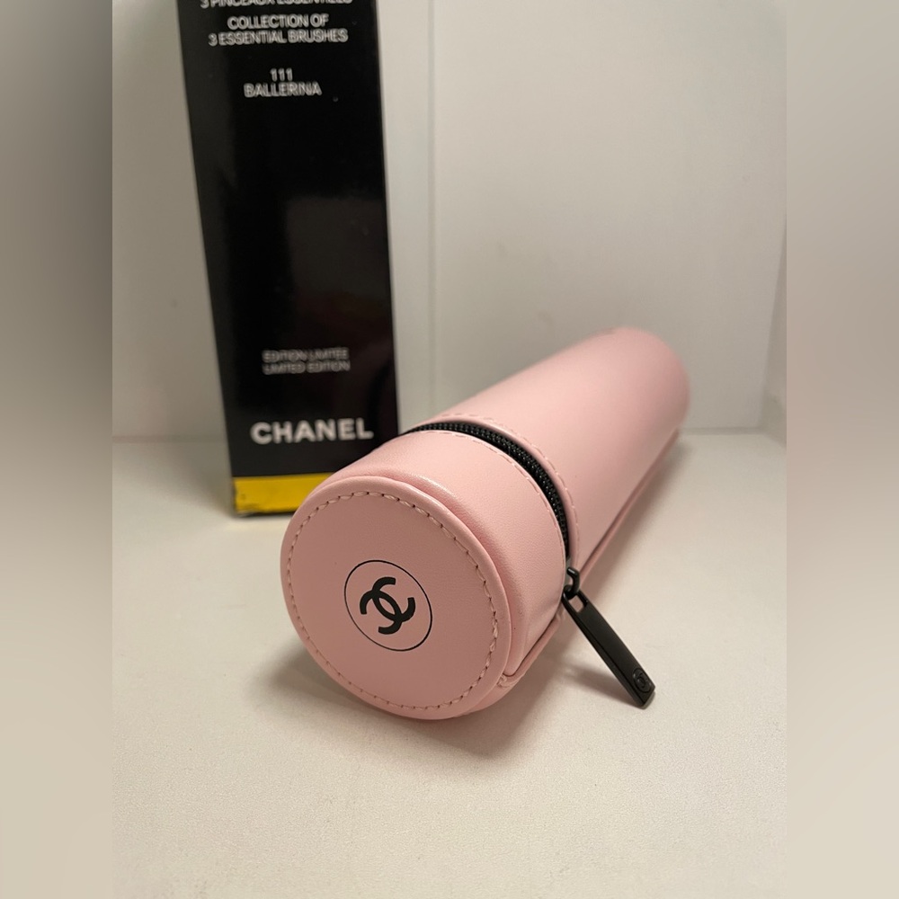 Chanel Makeup Brush Set - Black and Pink - Picture 10 of 10